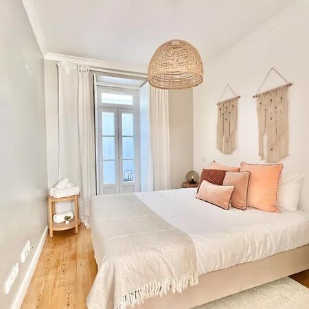 Vila Rosario 3 Studios With Patio By Homeful Homes Lisboa Eksteriør bilde