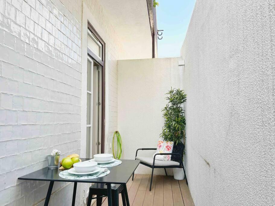 Vila Rosario 3 Studios With Patio By Homeful Homes Lisboa Eksteriør bilde