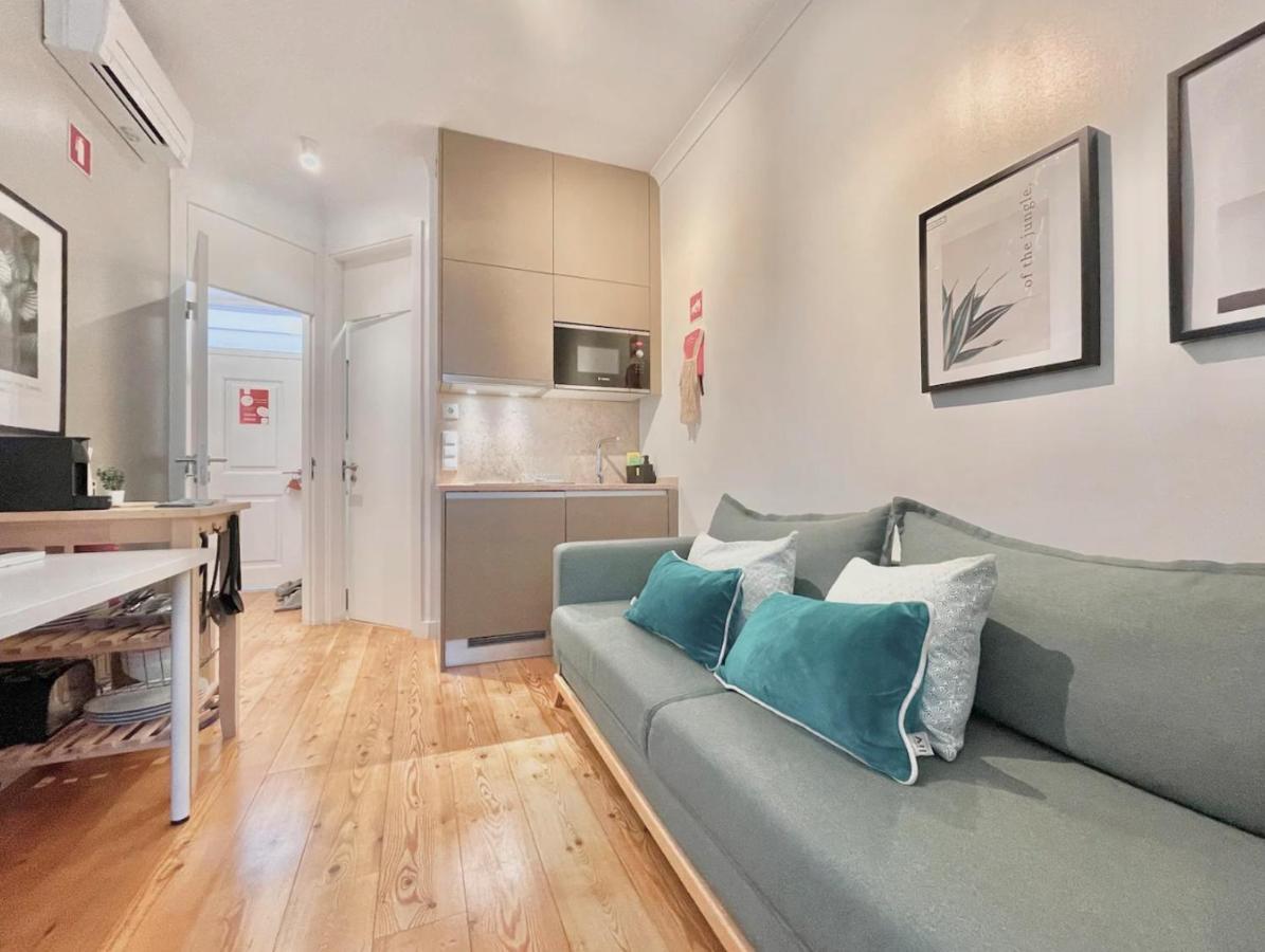 Vila Rosario 3 Studios With Patio By Homeful Homes Lisboa Eksteriør bilde